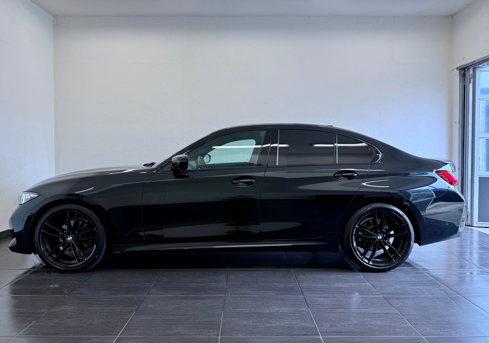 BMW 320d 48V Steptronic M Sport, Hybride Léger Diesel/Électricité, Occasion / Utilisé, Automatique - 7
