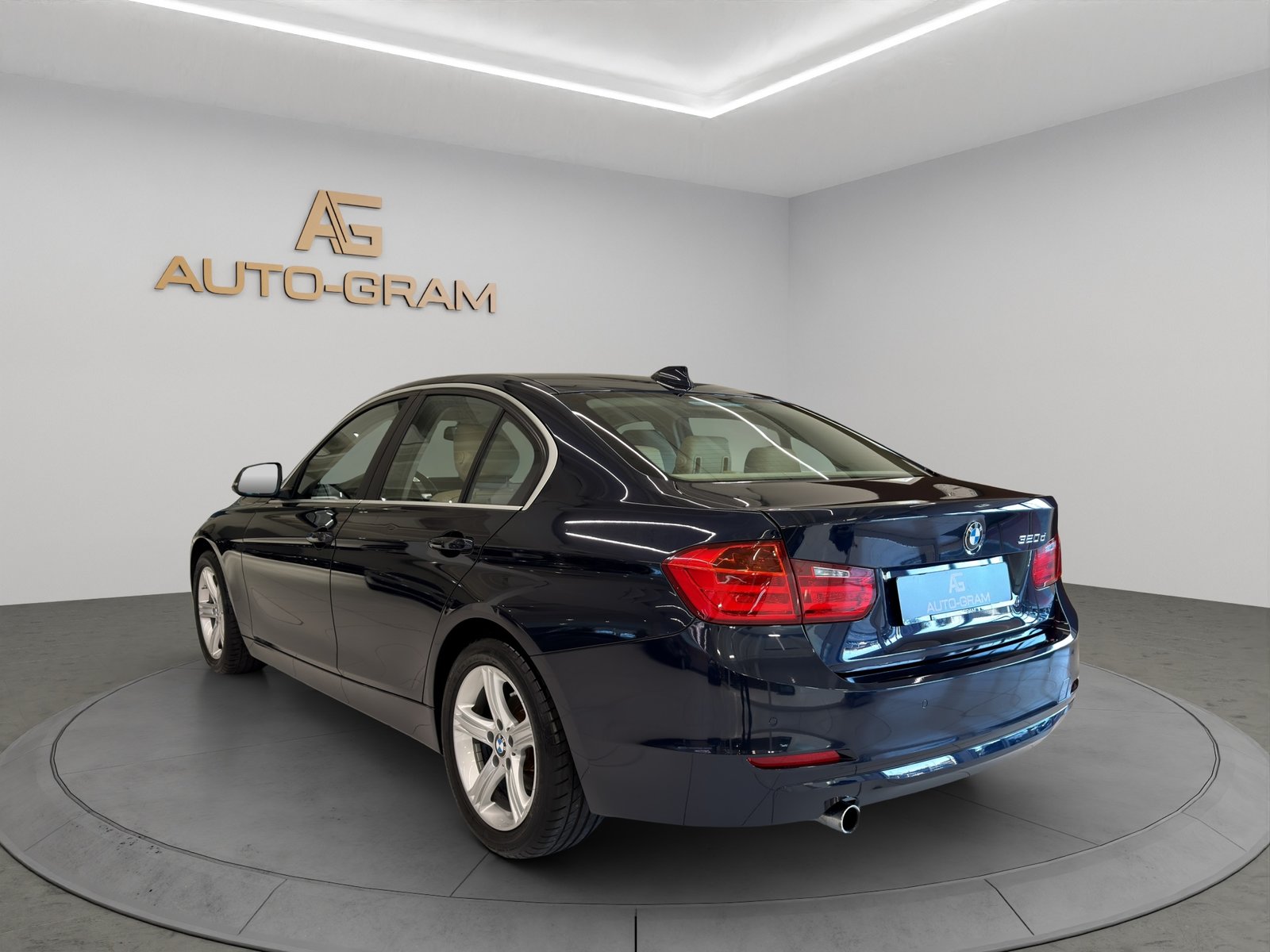 BMW 320d Steptronic Luxury-Line, Diesel, Occasioni / Usate, Automatico - 3