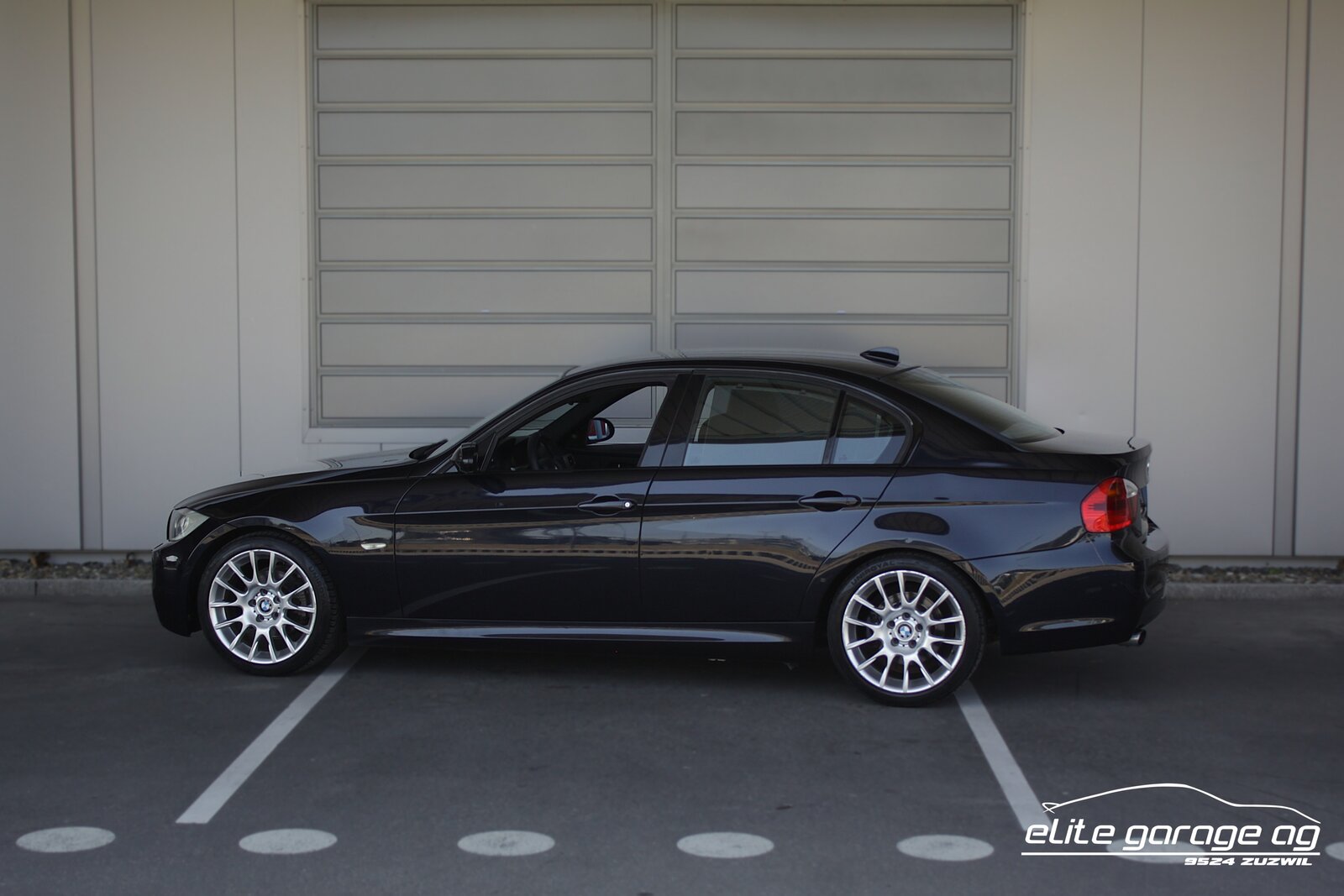 BMW 320si 1/2600, Benzin, Occasion / Gebraucht, Handschaltung - 3