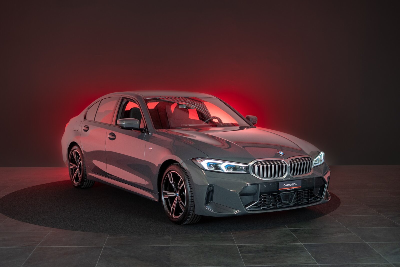 BMW 320i M Sport SAG / 360Kamera / HeadUp / el.Heckklappe, Petrol, Second hand / Used, Automatic - 3