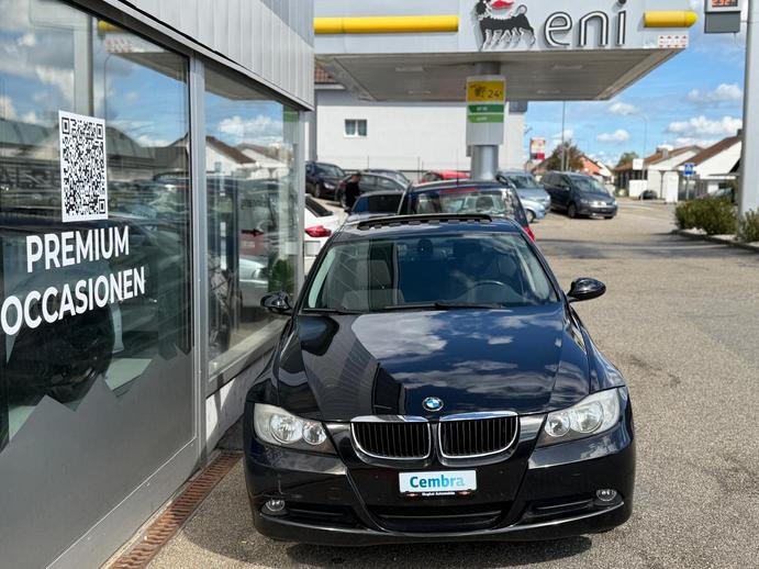 BMW 320i, Benzin, Occasion / Gebraucht, Handschaltung