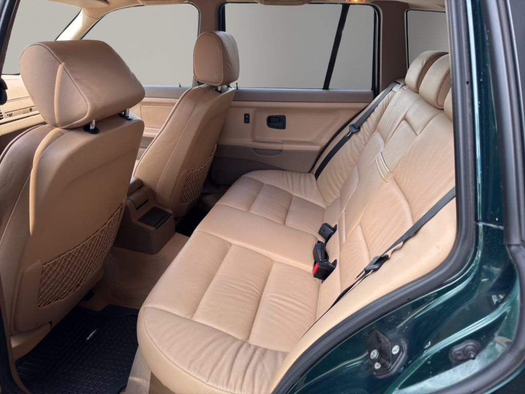 BMW 323 323i, Essence, Occasion / Utilisé, Automatique - 6