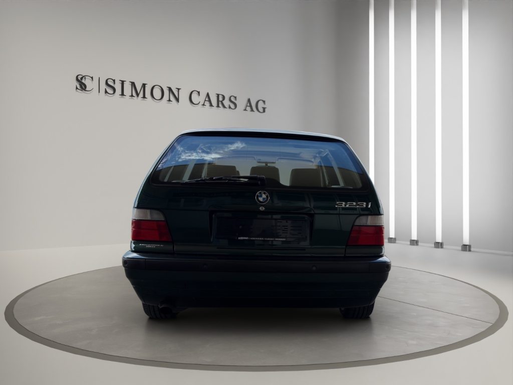 BMW 323 323i, Essence, Occasion / Utilisé, Automatique - 4