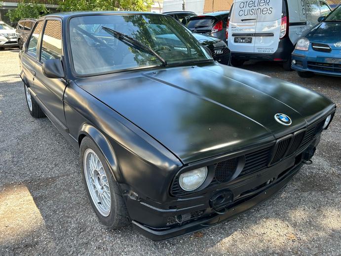 BMW 323i 2,7l 218cv de piste, Benzina, Occasioni / Usate, Manuale