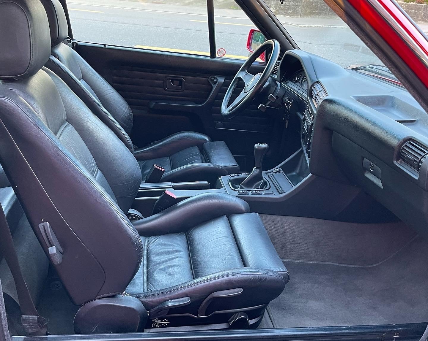 BMW 325i Cabrio, Essence, Occasion / Utilisé, Manuelle - 6