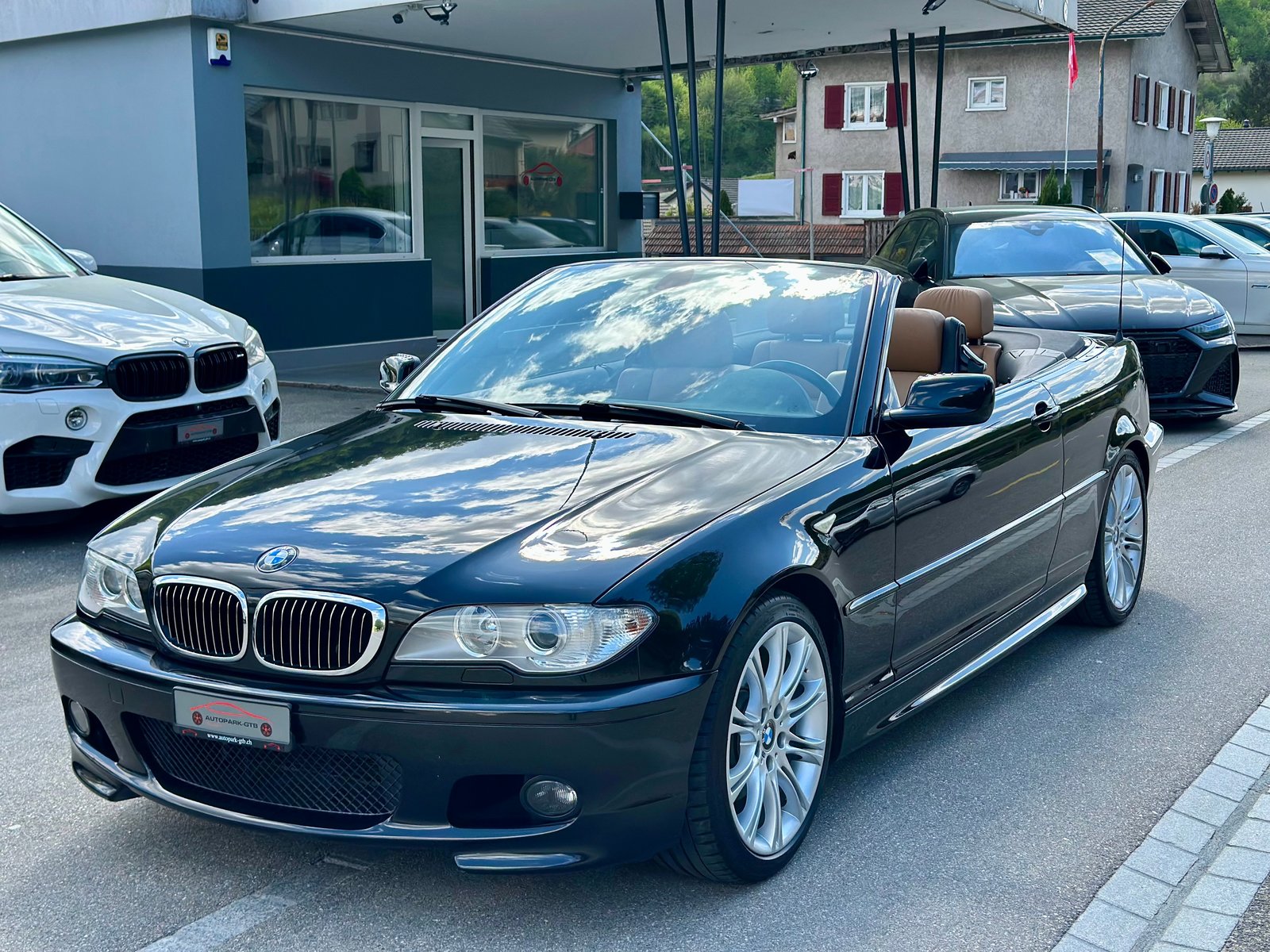 BMW 325Ci Cabriolet, Petrol, Second hand / Used, Manual - 2