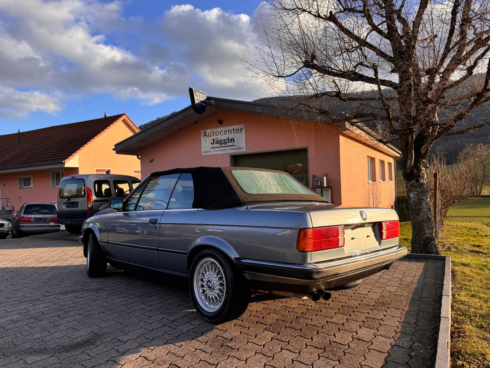 BMW 325i Cabrio, Benzin, Occasion / Gebraucht, Handschaltung - 3