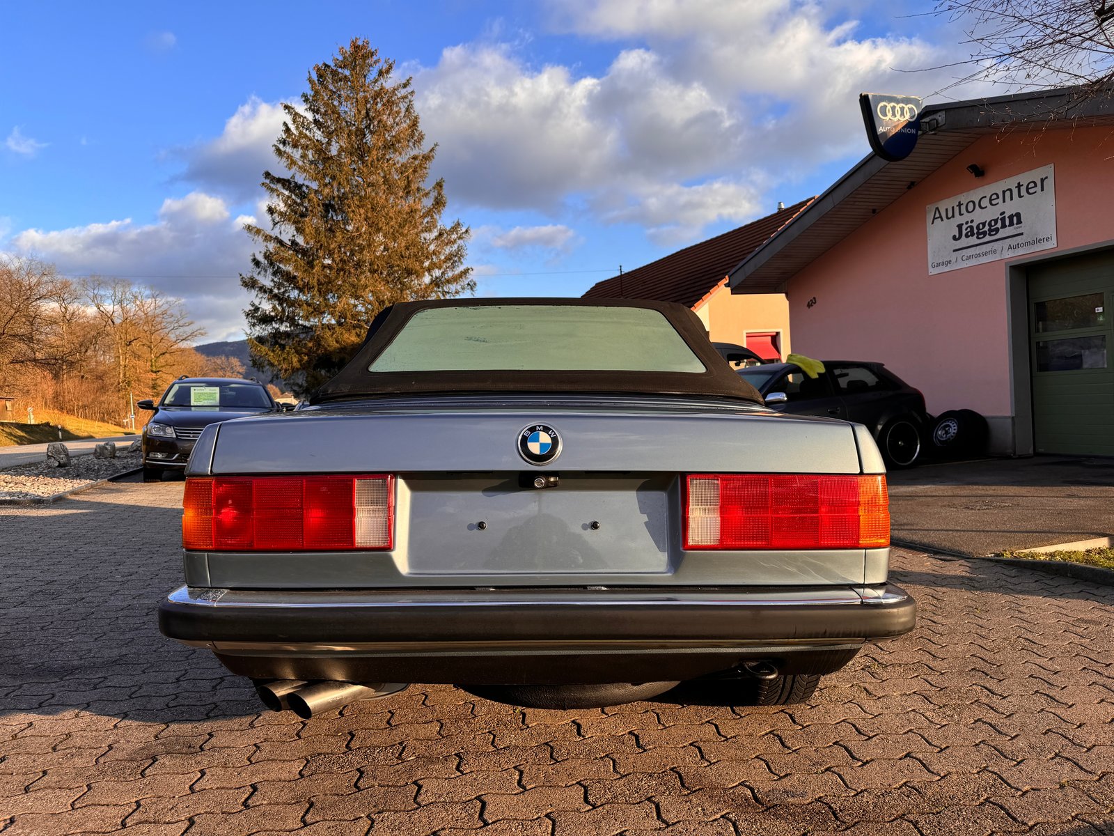 BMW 325i Cabrio, Benzin, Occasion / Gebraucht, Handschaltung - 4