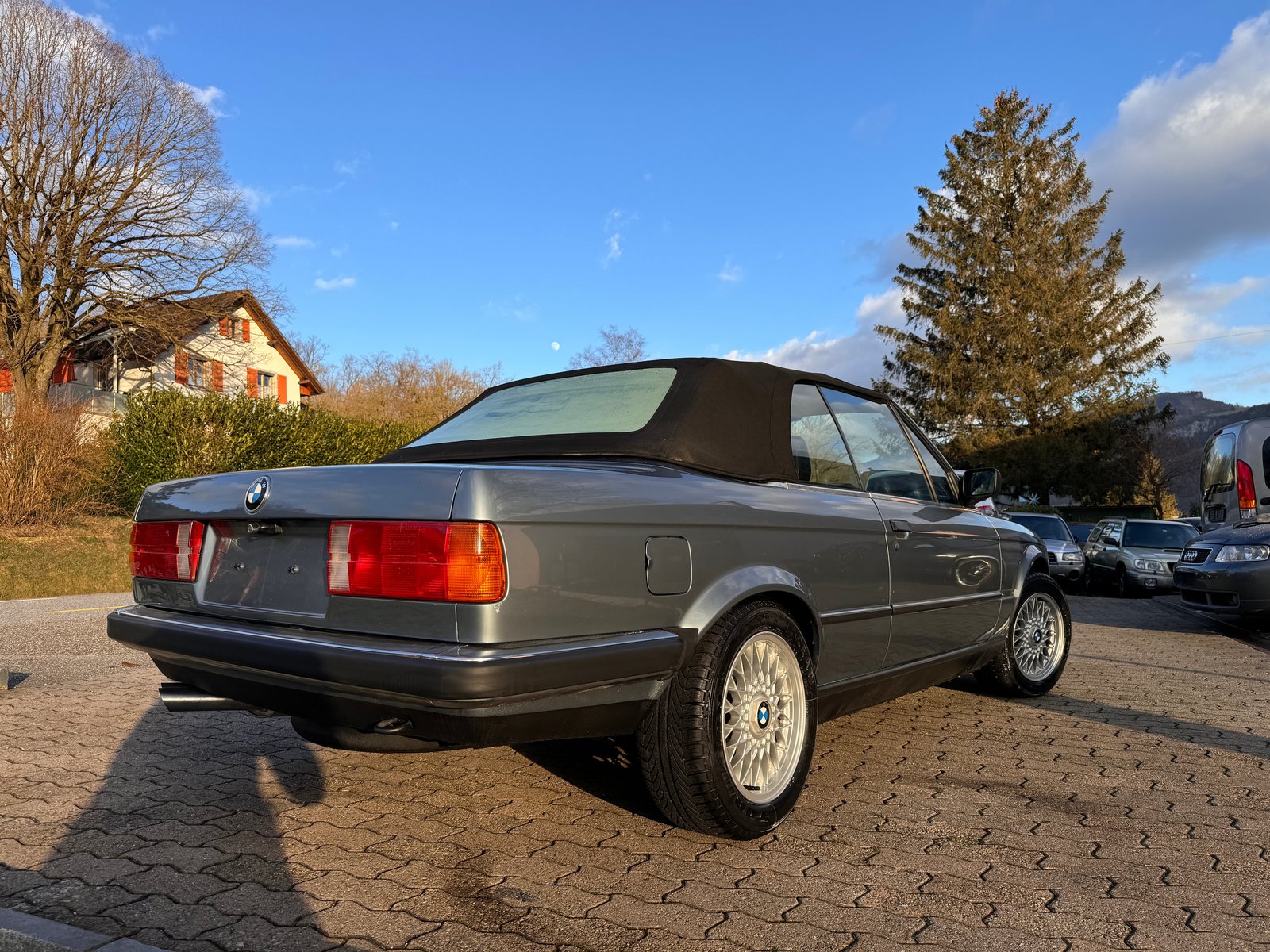 BMW 325i Cabrio, Benzin, Occasion / Gebraucht, Handschaltung - 6