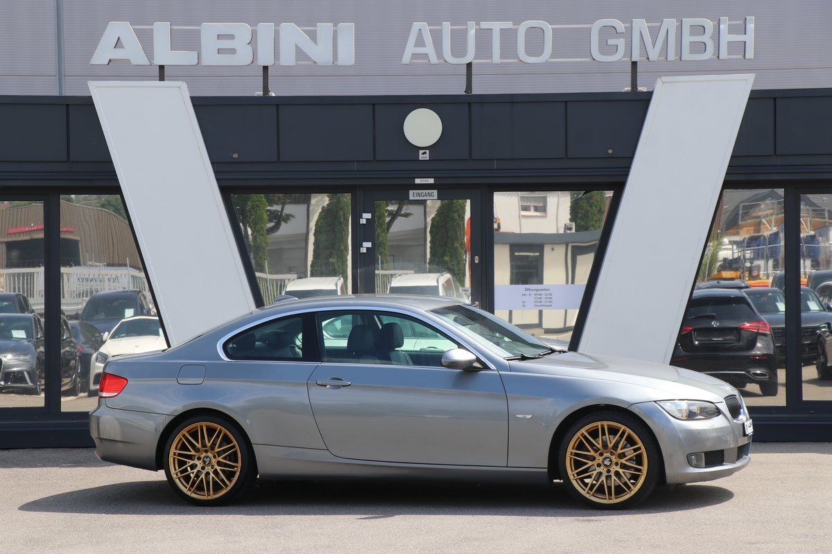 BMW 325xi Coupé, Benzin, Occasion / Gebraucht, Automatik - 2