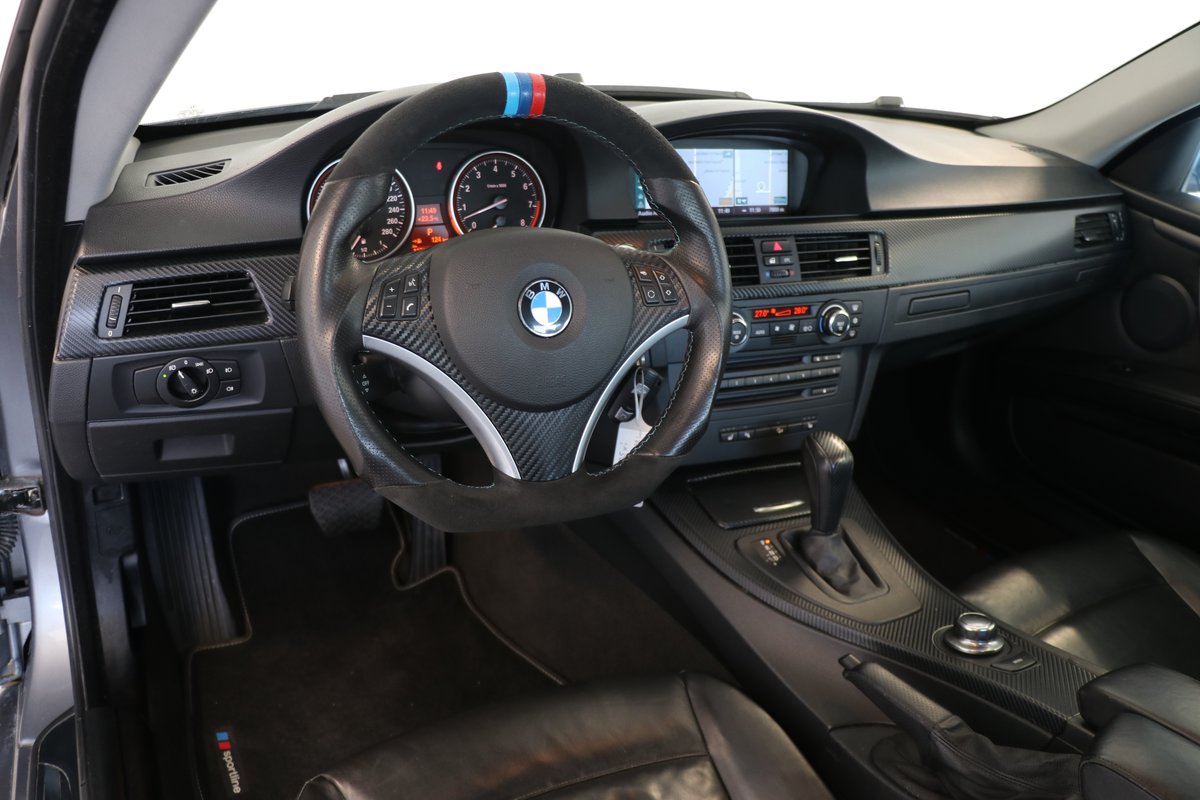 BMW 325xi Coupé, Benzin, Occasion / Gebraucht, Automatik - 7