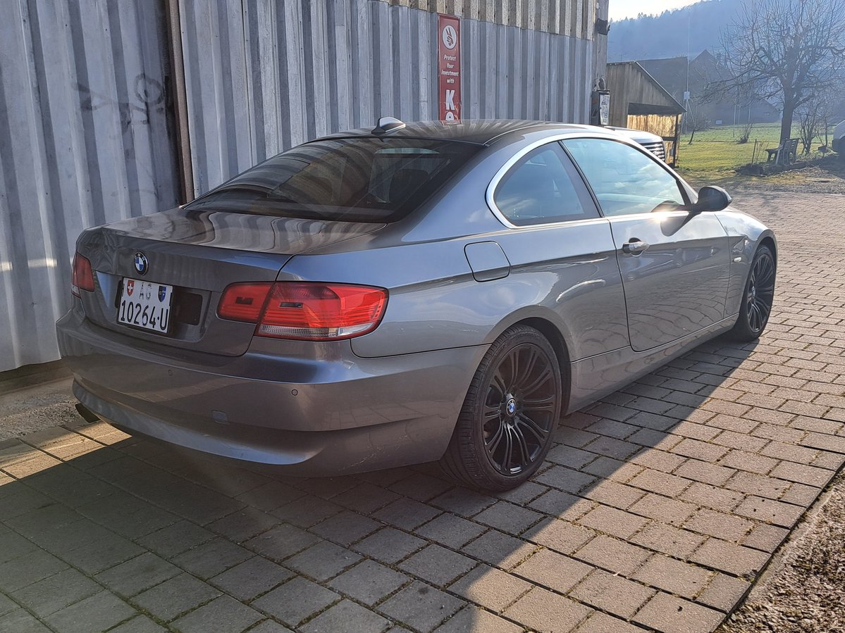 BMW 325xi Coupé, Petrol, Second hand / Used, Manual - 3