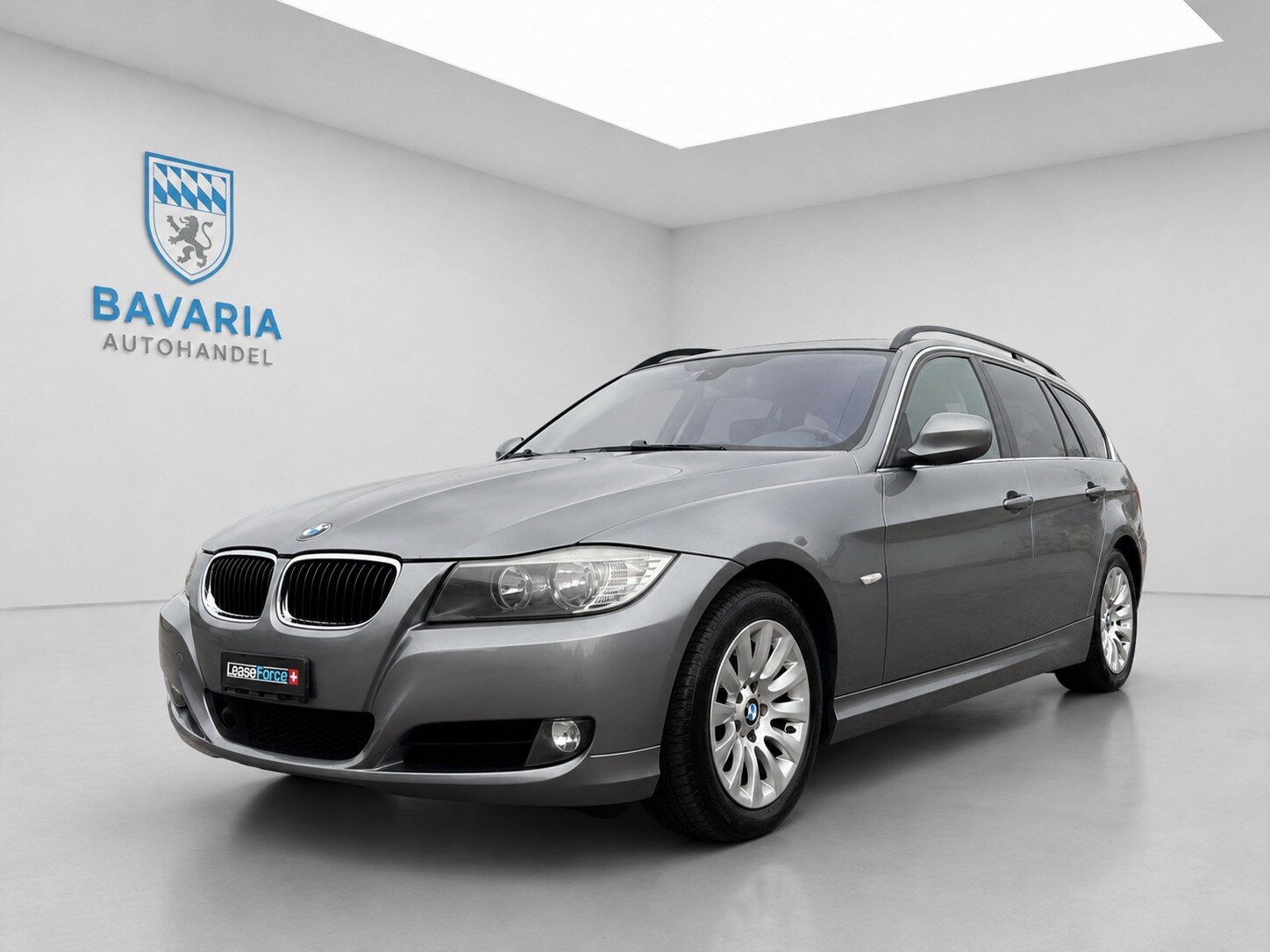 BMW 325i Touring more4you Steptronic, Essence, Occasion / Utilisé, Automatique - 2