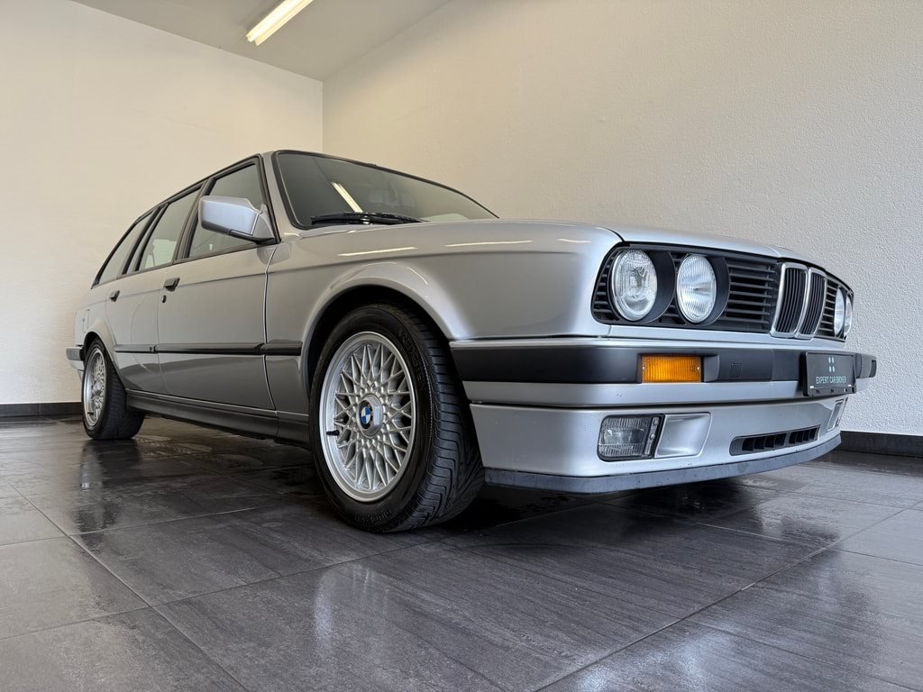 BMW 325 i Touring, Essence, Voiture de collection, Manuelle - 2