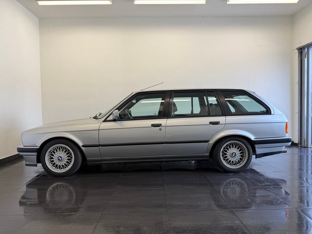 BMW 325 i Touring, Essence, Voiture de collection, Manuelle - 5