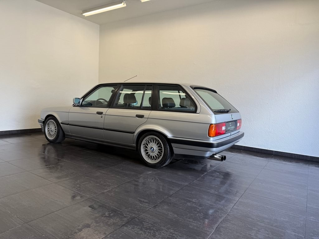 BMW 325 i Touring, Essence, Voiture de collection, Manuelle - 6