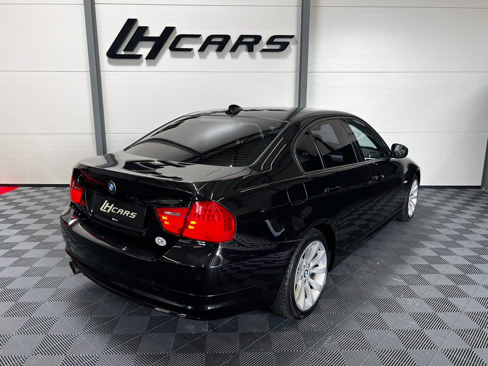 BMW 325i, Essence, Occasion / Utilisé, Automatique - 4