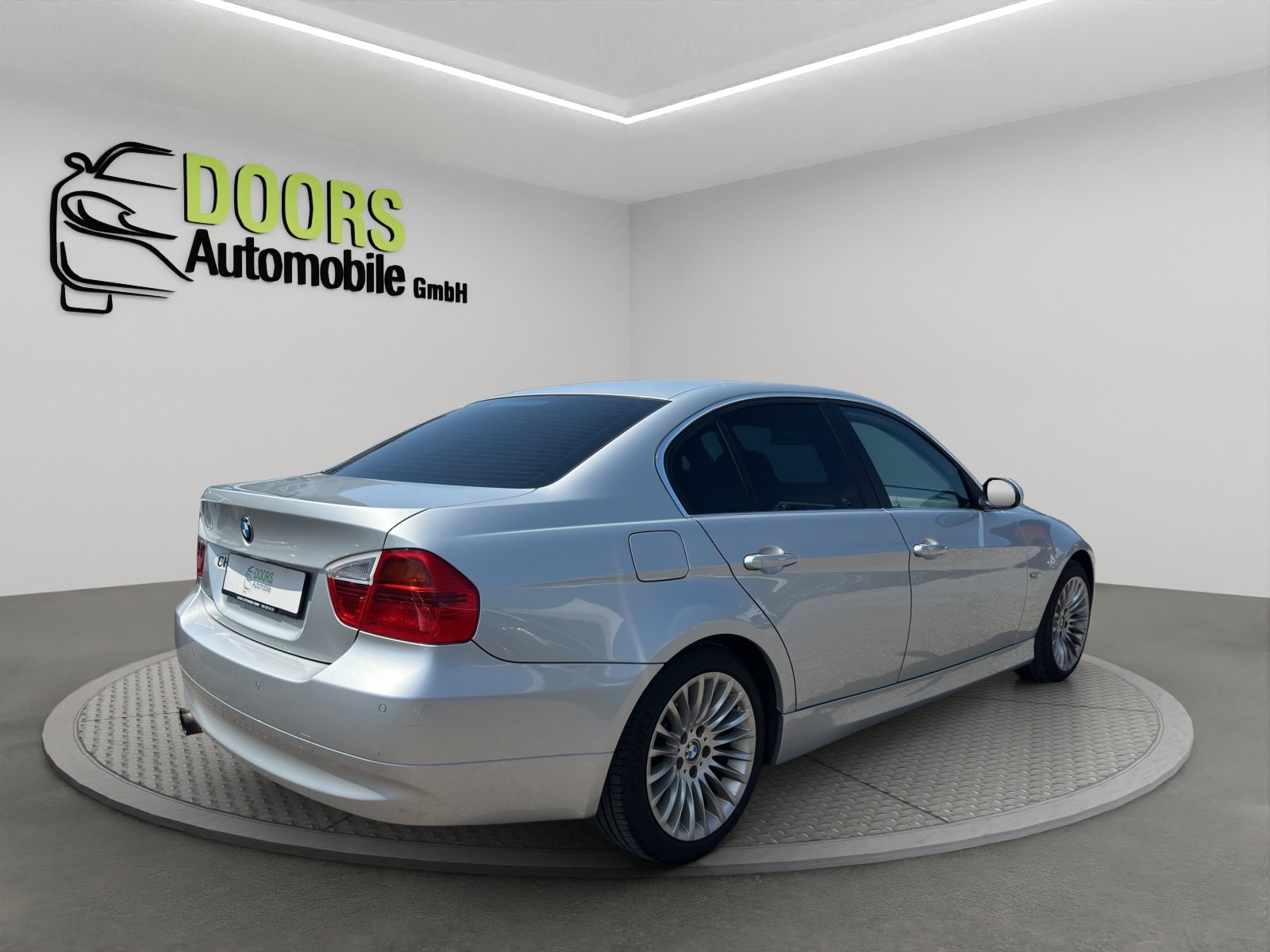 BMW 325i Steptronic, Petrol, Second hand / Used, Automatic - 4