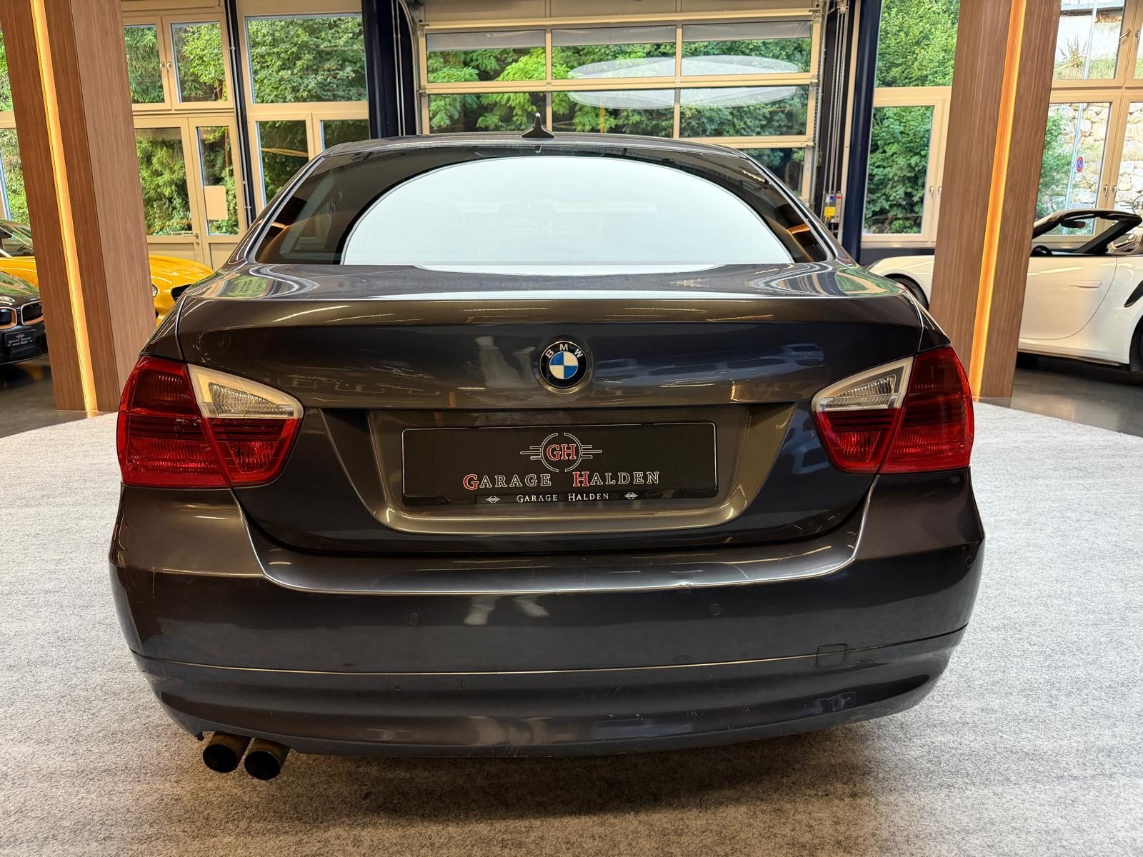 BMW 325i, Benzin, Occasion / Gebraucht, Automatik - 7