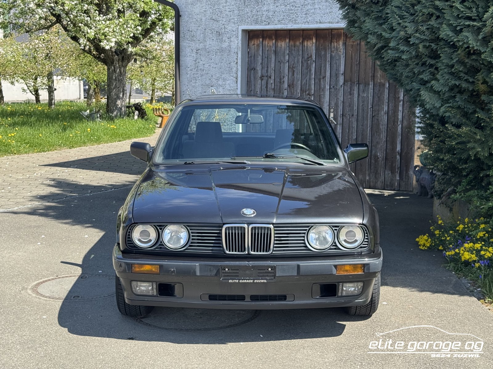 BMW 325i E30 Handschalter, Essence, Voiture de collection, Manuelle - 4