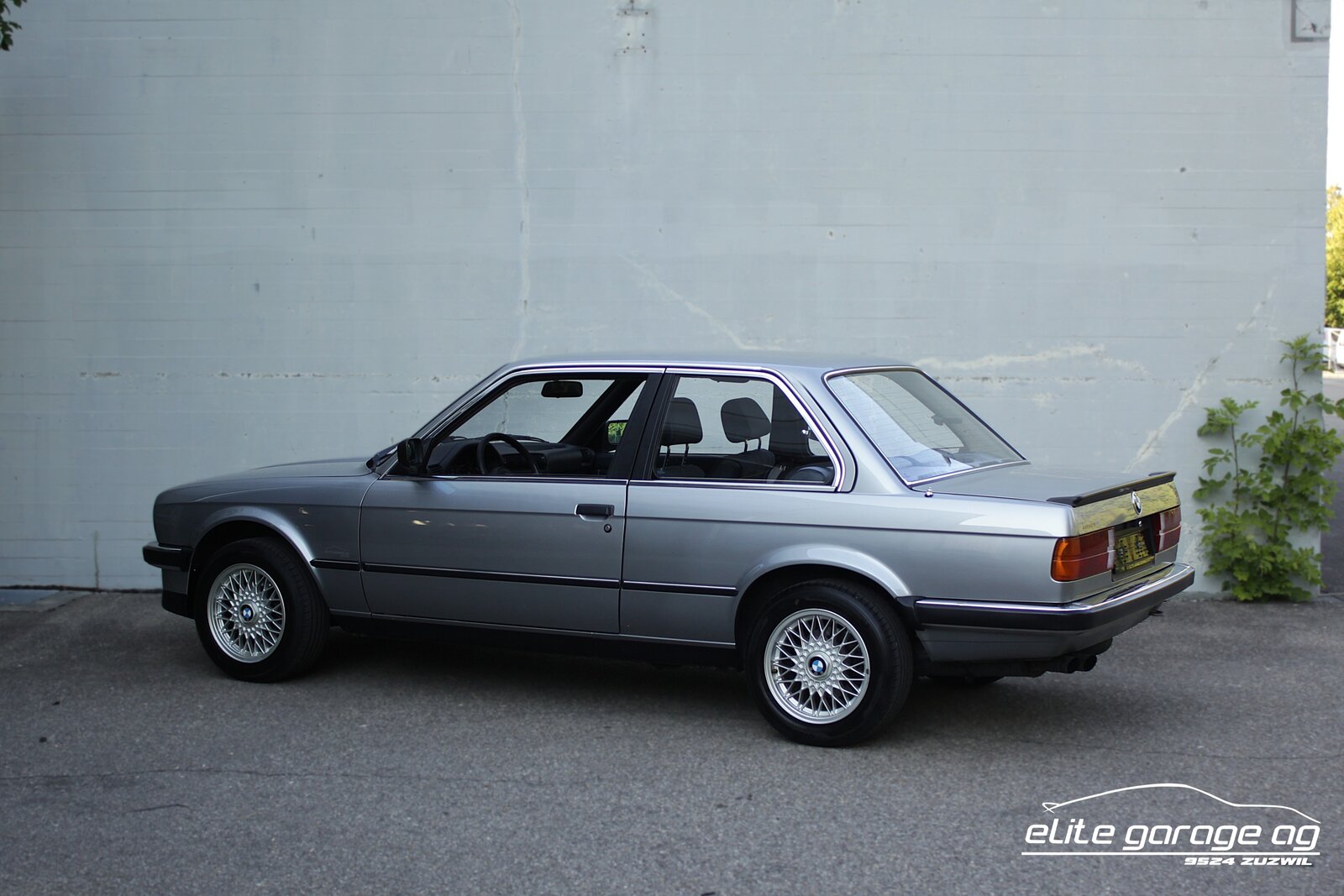 BMW 325i E30 VETERANENGEPRÜFT, Essence, Voiture de collection, Manuelle - 3