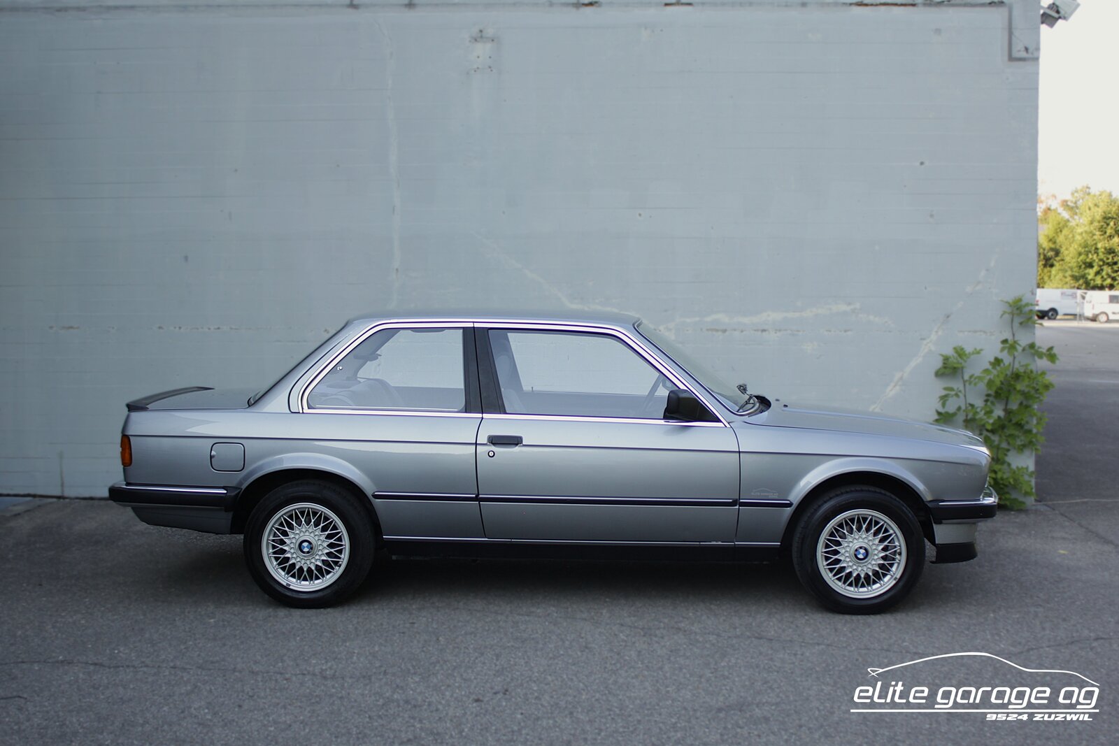 BMW 325i E30 VETERANENGEPRÜFT, Essence, Voiture de collection, Manuelle - 6