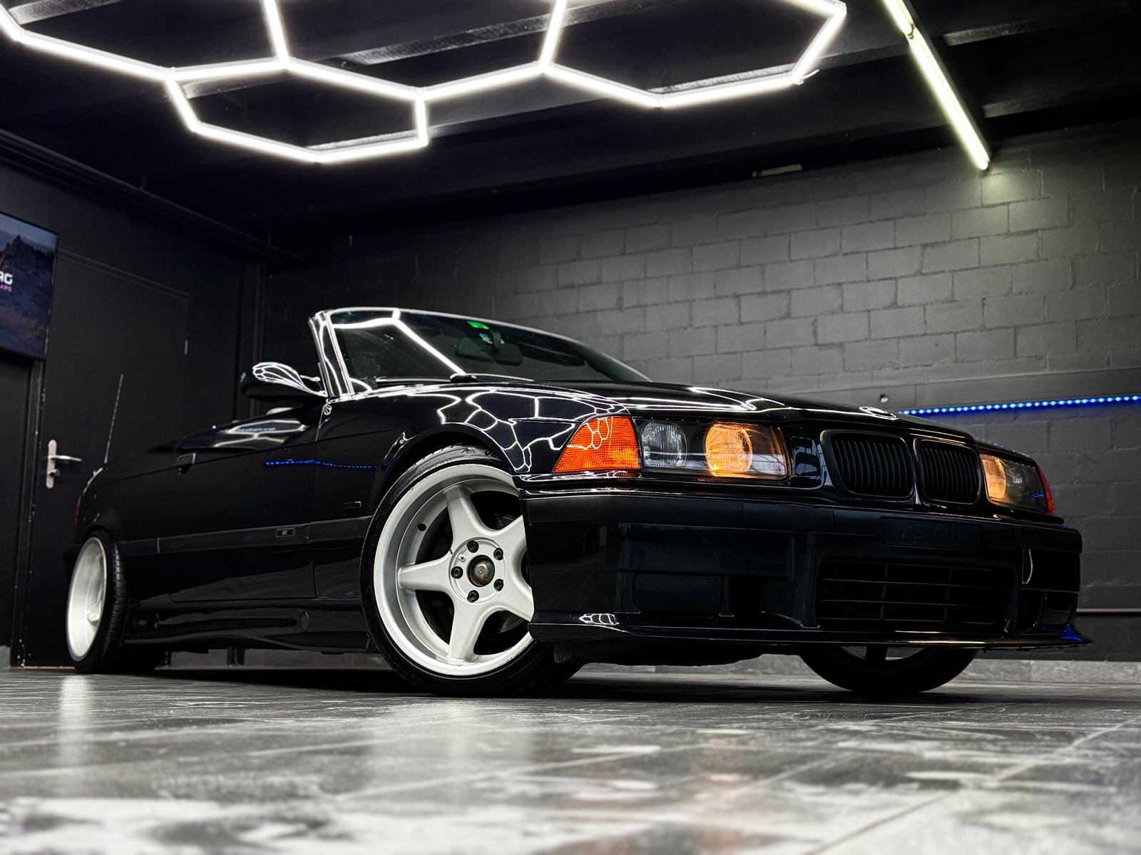 BMW 328i Cabrio M Sport, Essence, Occasion / Utilisé, Manuelle - 2