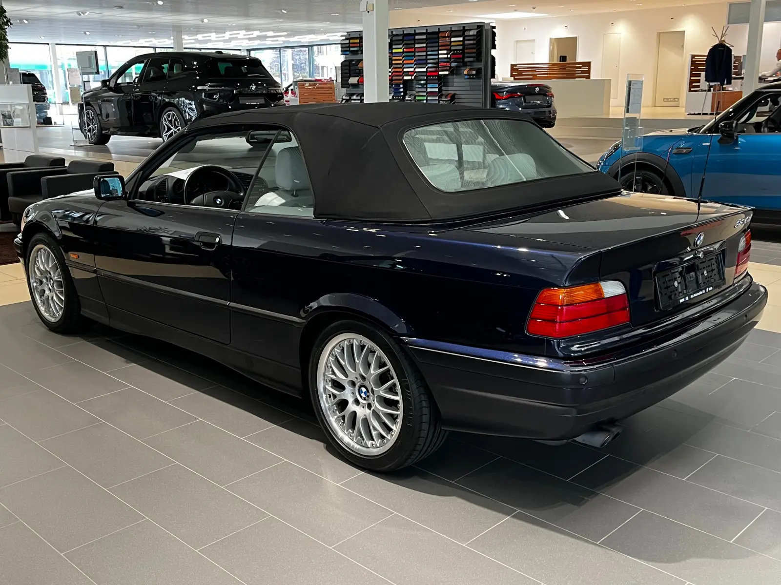 BMW 3er Reihe E36 Cabriolet 328i, Petrol, Second hand / Used, Automatic - 2