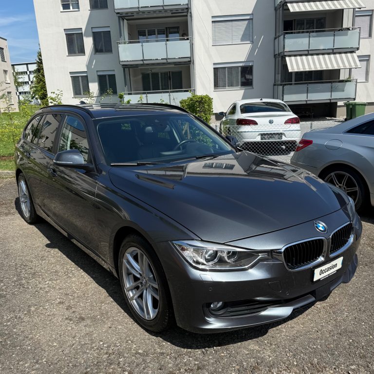 BMW 328 328i Touring Steptronic