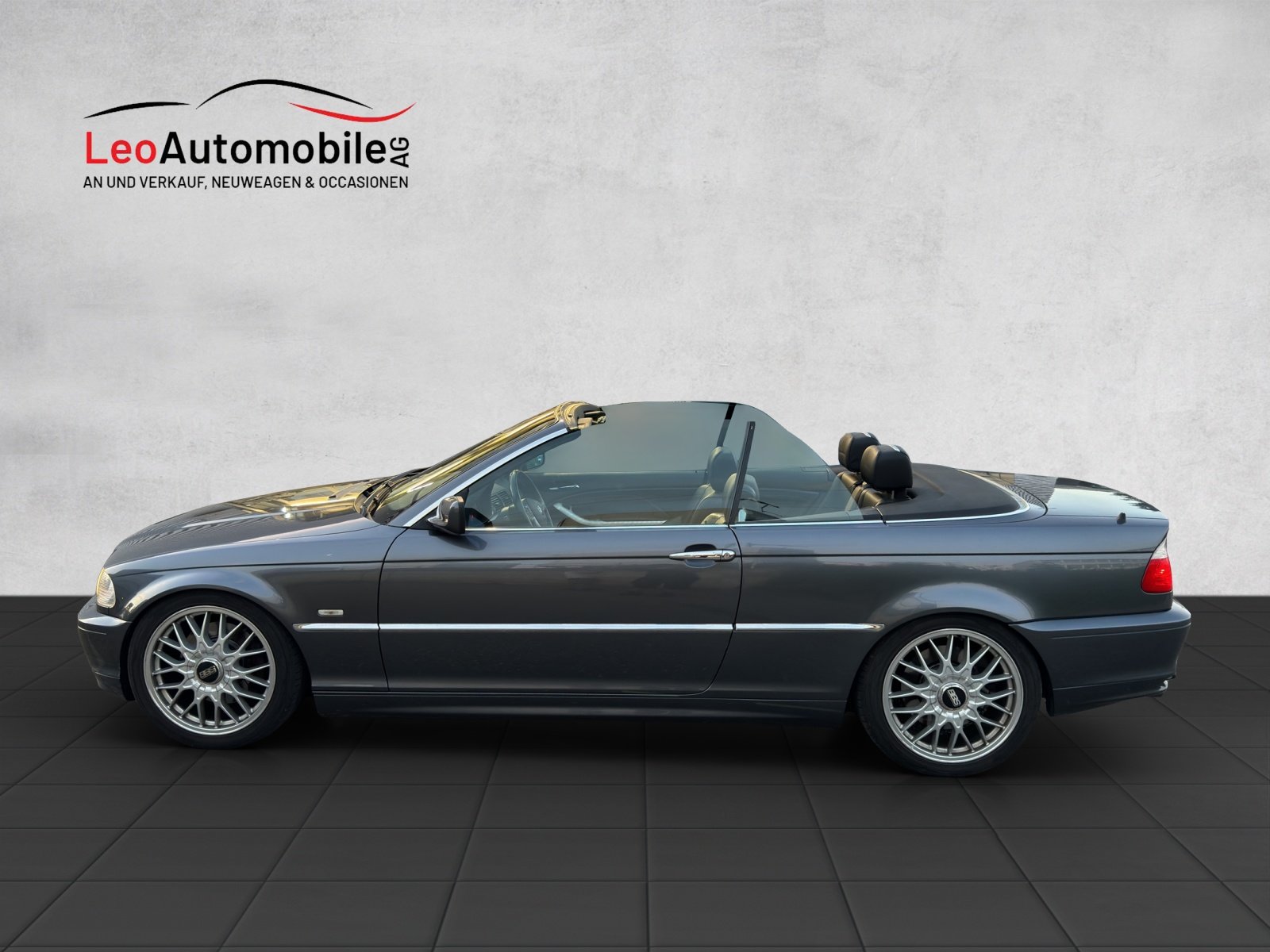 BMW 330Ci Cabriolet, Petrol, Second hand / Used, Manual - 2