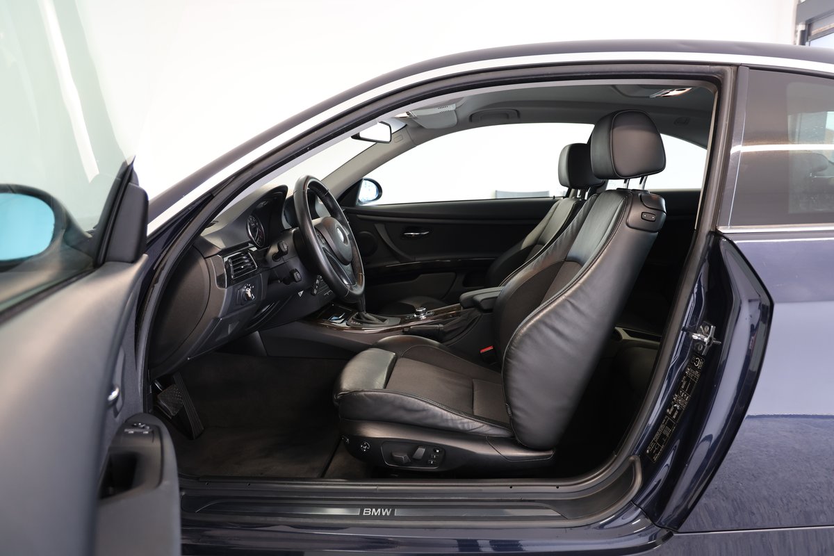 BMW 330i Coupé, Benzina, Occasioni / Usate, Manuale - 6