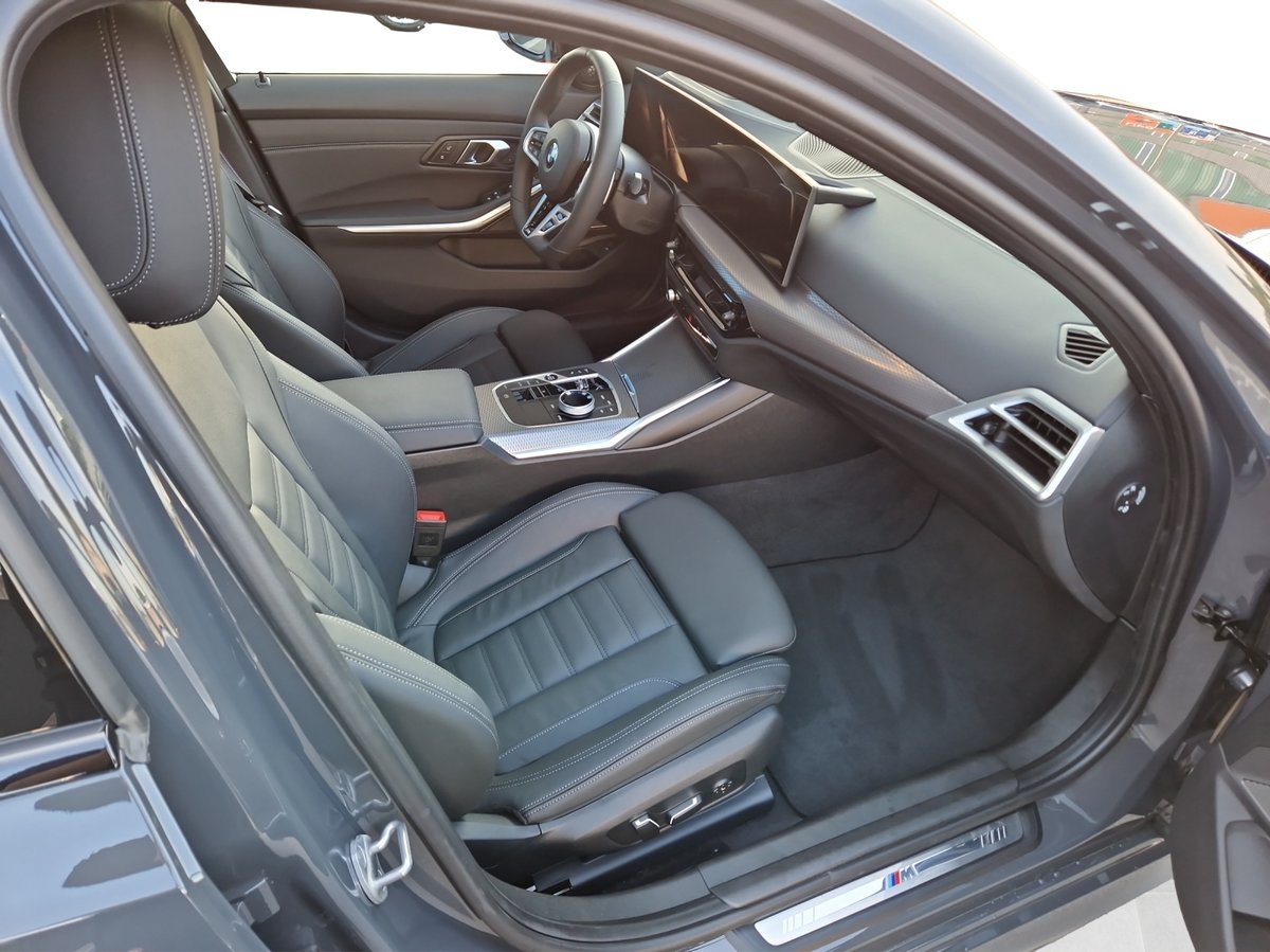BMW 330d 48V Touring Steptronic M Sport Pro, Mild-Hybrid Diesel/Electric, New car, Automatic - 4