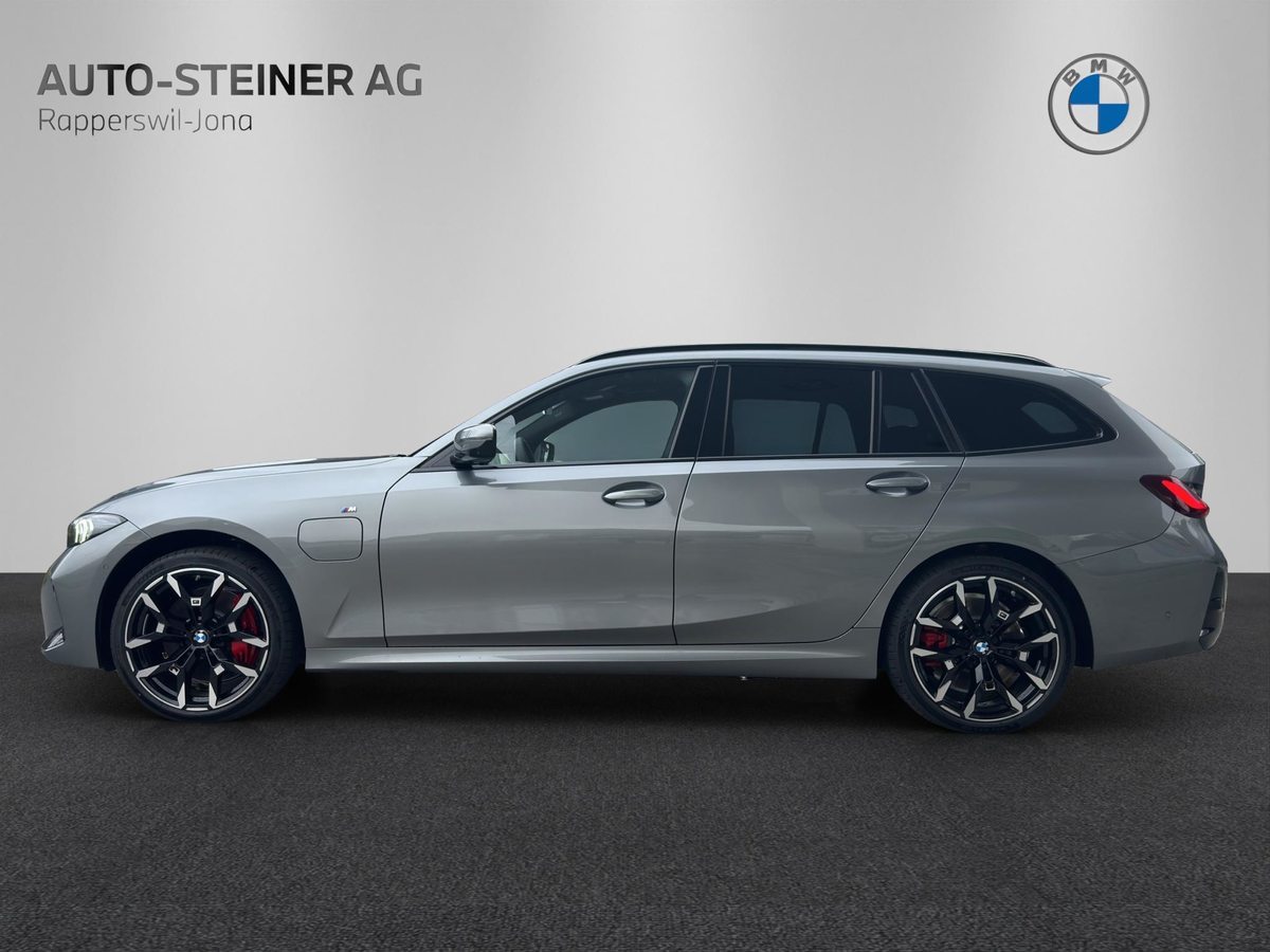 BMW 330e xDrive Touring M Sportpaket Pro, Plug-in-Hybrid Petrol/Electric, New car, Automatic - 2