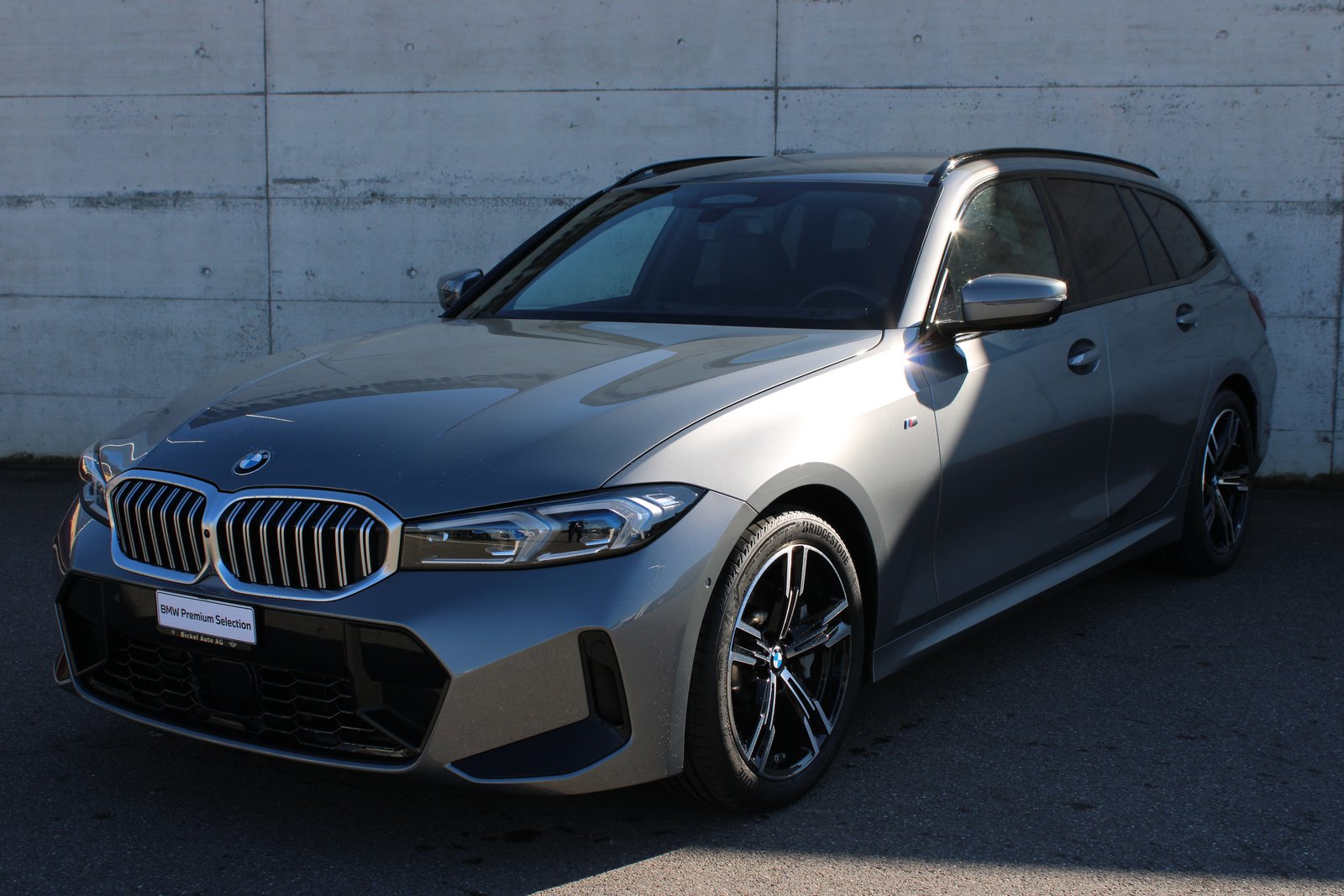 BMW 330d 48V Touring
