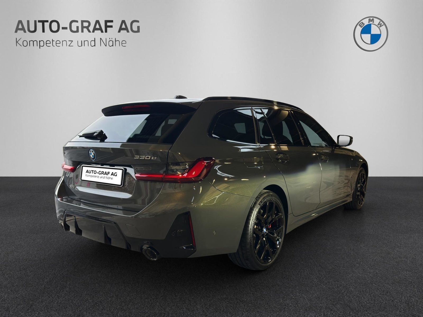 BMW 330e xDrive Touring M Sport Pro, Plug-in-Hybrid Petrol/Electric, New car, Automatic - 5