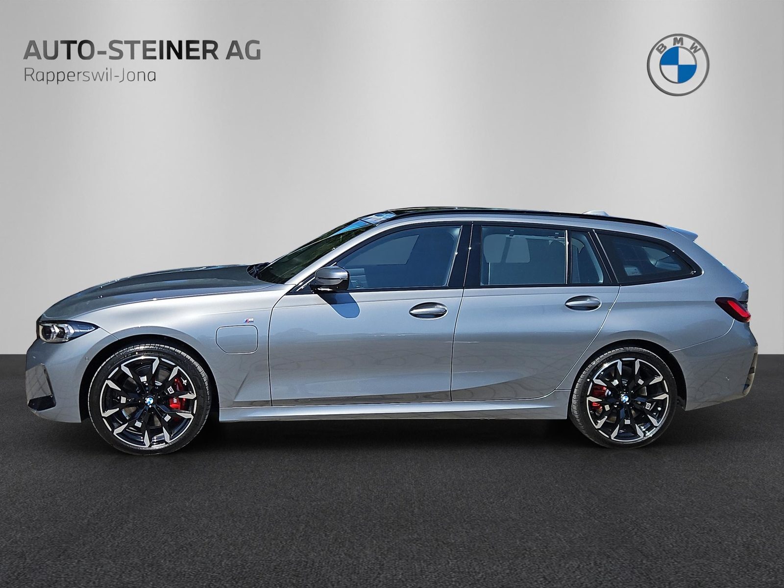 BMW 330e xDrive Touring M Sport Pro, Plug-in-Hybrid Benzina/Elettrica, Auto nuove, Automatico - 2