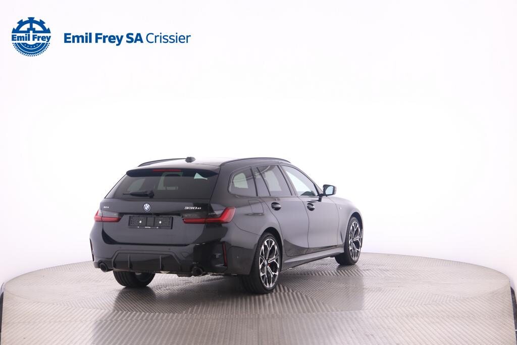 BMW 330e xDrive SAG Touring, Plug-in-Hybrid Benzin/Elektro, Neuwagen, Automatik - 2