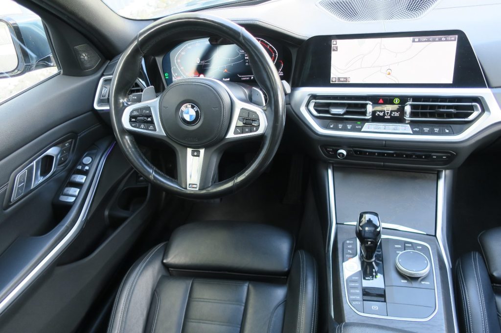 BMW 330 d xDrive Touring Steptronic 4x4, Diesel, Occasioni / Usate, Automatico - 4