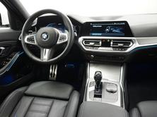 BMW 330e x DriveTouring M Sport Steptronic, Plug-in-Hybrid Petrol/Electric, Second hand / Used, Automatic - 5