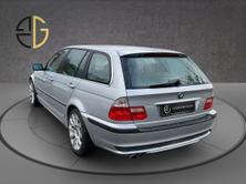 BMW 330i Touring, Benzin, Occasion / Gebraucht, Automat - 2
