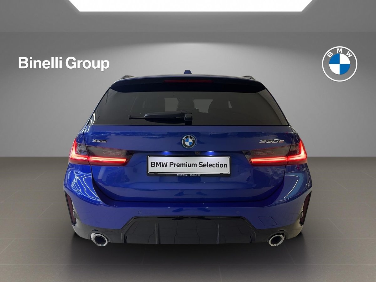 BMW 330e Touring, Plug-in-Hybrid Benzina/Elettrica, Occasioni / Usate, Automatico - 4