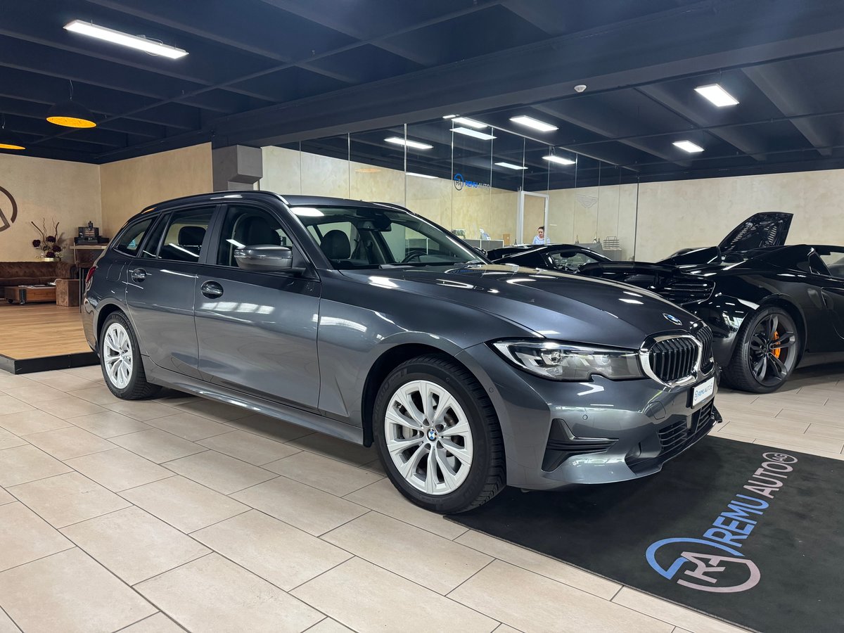 BMW 330e x DriveTouring Sport Line Steptronic, Plug-in-Hybrid Petrol/Electric, Second hand / Used, Automatic - 2