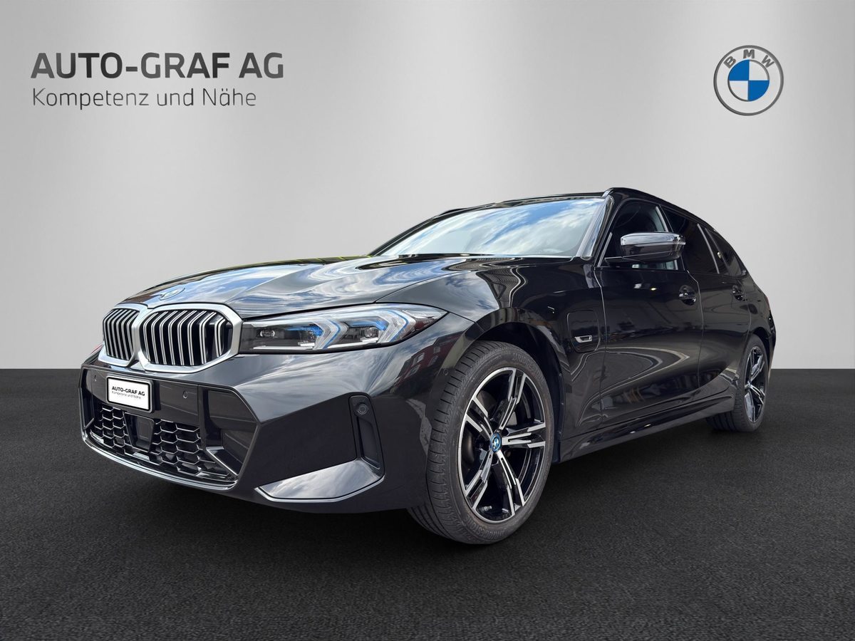 BMW 330e xDrive SAG Touring