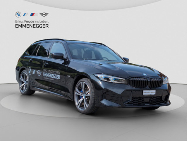 BMW 330e xDr Tour M Sport, Voll-Hybrid Benzin/Elektro, Occasion / Gebraucht, Automatik - 3