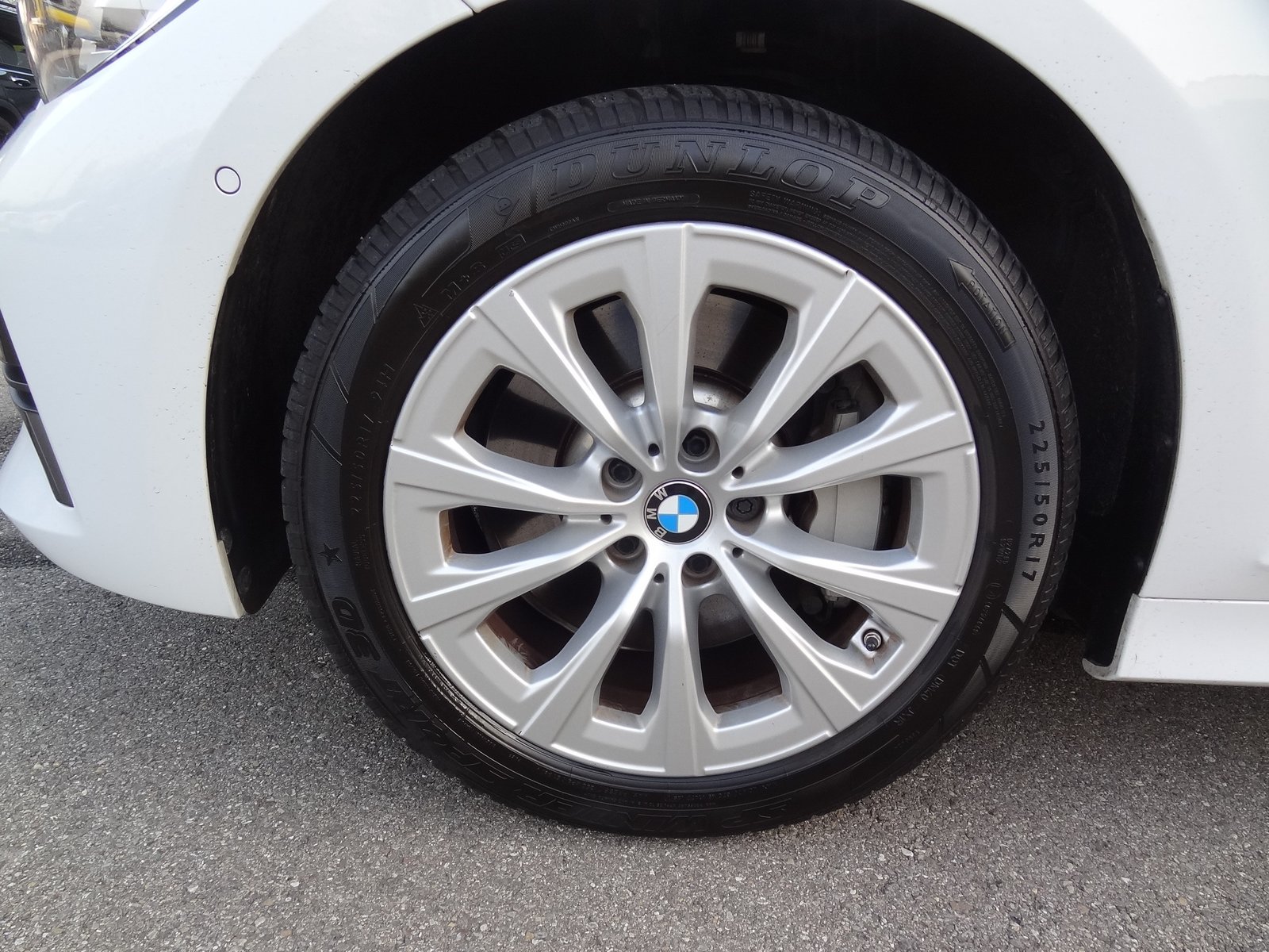 BMW 330e x DriveTouring Steptronic, Plug-in-Hybrid Benzin/Elektro, Occasion / Gebraucht, Automat - 4