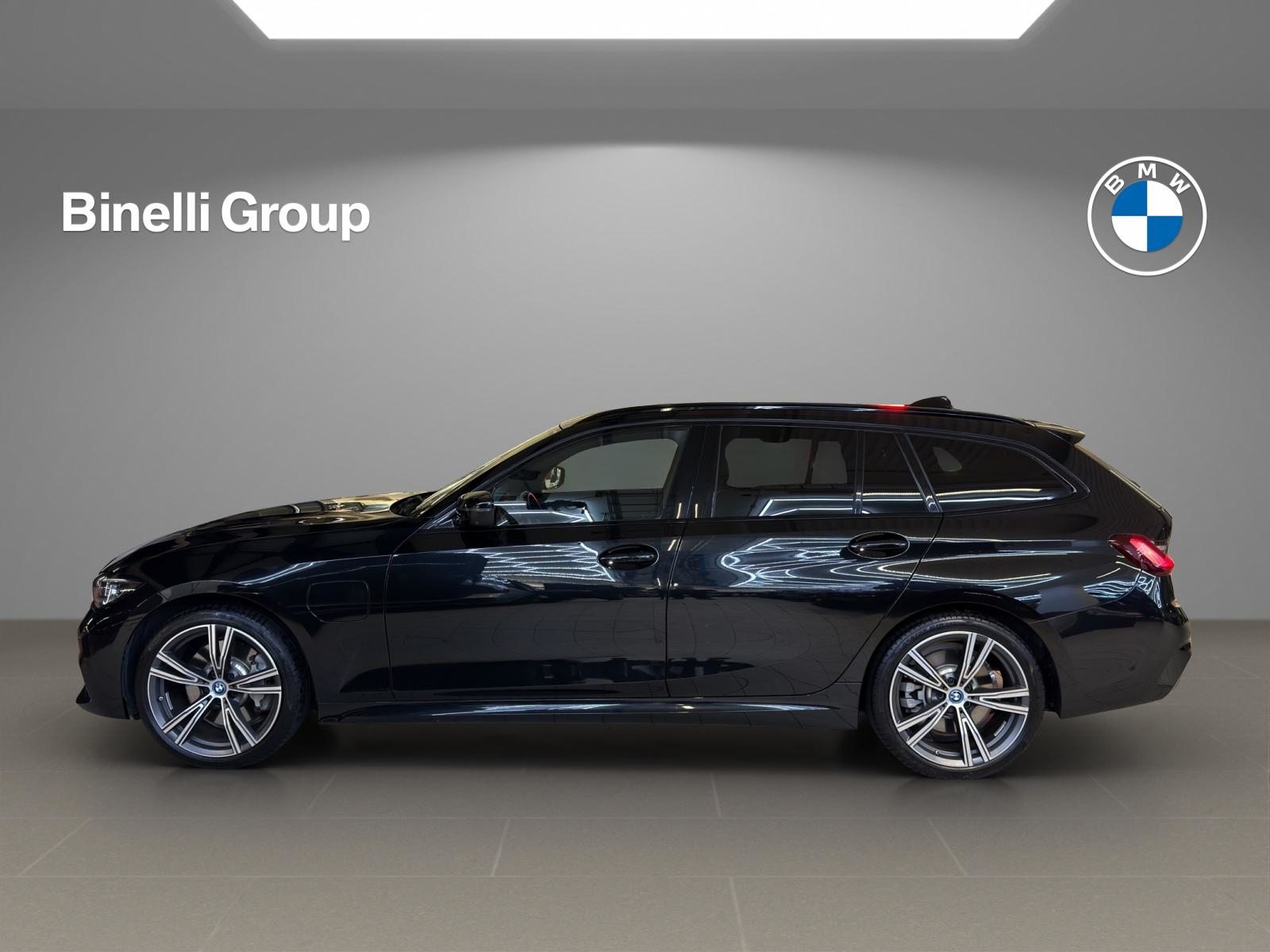 BMW 330e xDrive Touring M-SportPaket, Plug-in-Hybrid Benzina/Elettrica, Occasioni / Usate, Automatico - 2