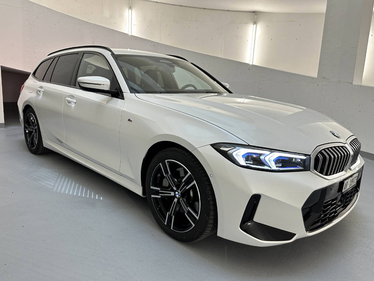 BMW 330i SAG Touring
