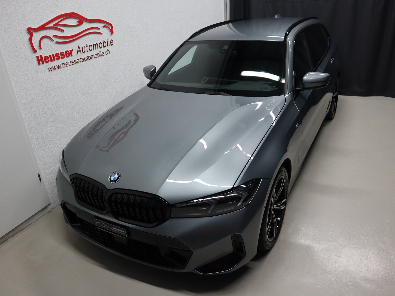 BMW 330i Touring Steptronic M Sport - Leder - Live Cockpit - Nav, Petrol, Second hand / Used, Automatic - 3