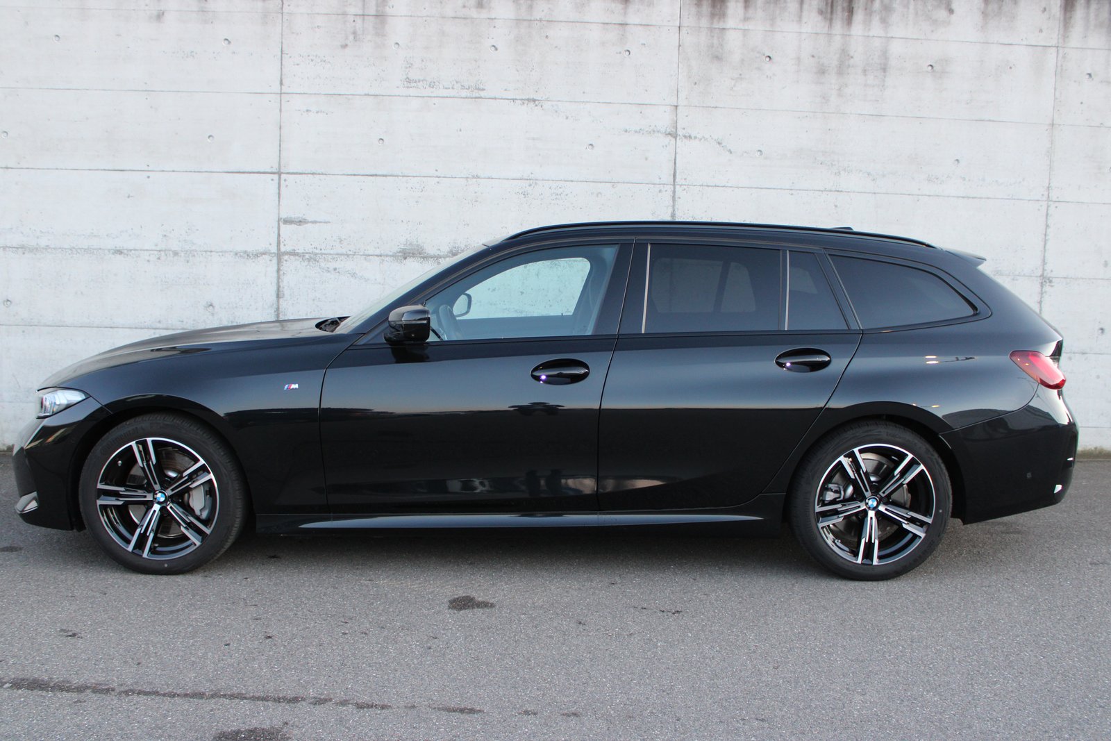 BMW 330d xDr 48V T M Sport, Mild-Hybrid Diesel/Electric, Second hand / Used, Automatic - 3