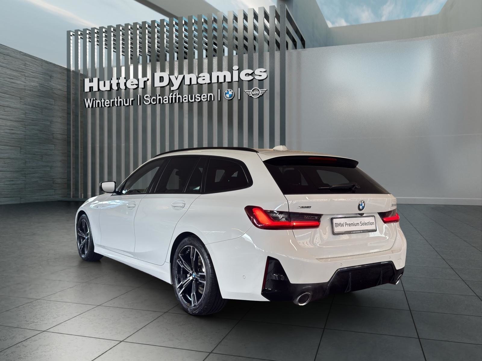 BMW 330i xDrive Touring M Sportpaket, Benzin, Occasion / Gebraucht, Automatik - 7